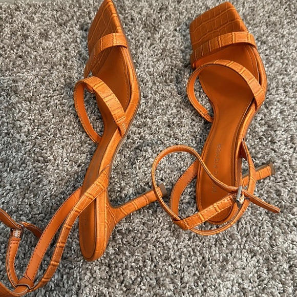 NWOT Marc Fisher Women's Deric Heeled Sandal in Orange Size 8 - Picture 12 of 13